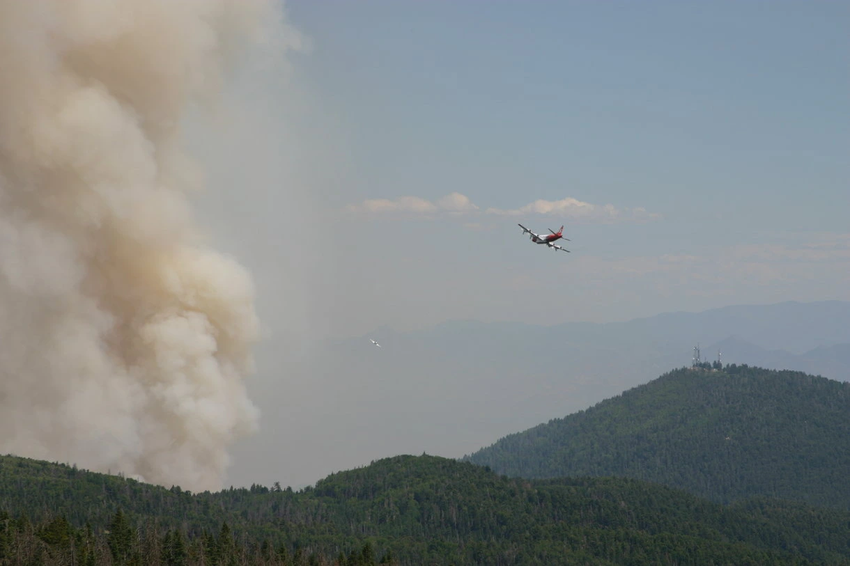 2004 Nuttall Complex Fire | Mount Graham International Observatory